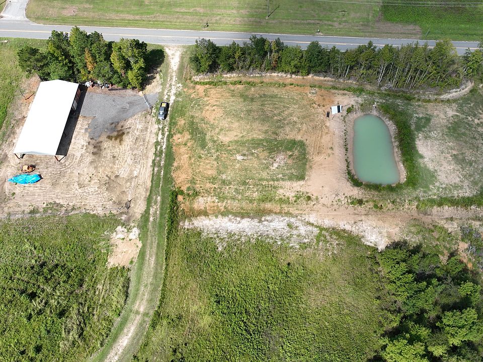 2nd image of 316 State Highway 305