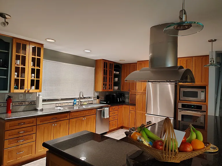 Two Hills Ct — Photo 11
