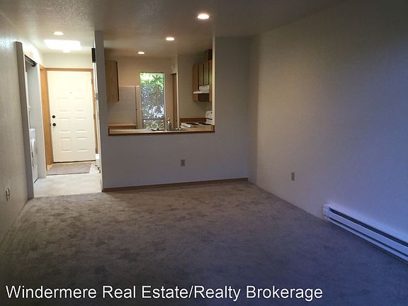 4th image of 10133 NE 137th Pl #10