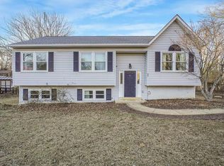 22 Brown Cir, Fredericksburg, VA 22405