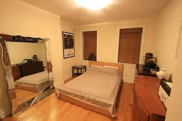 Rented by Dwell Residential Inc | media 17