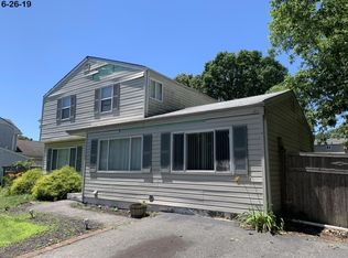 16 Belair Rd, Selden, NY 11784