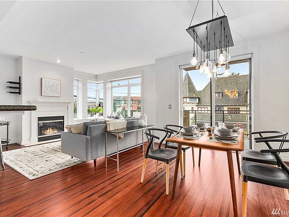 5th image of 3217 Eastlake Ave E APT 212