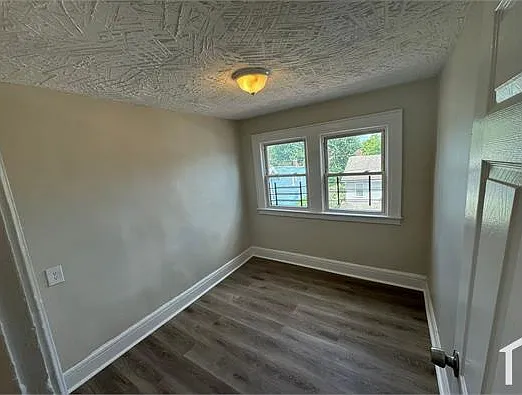 83 Willoughby St #2 — Photo 2