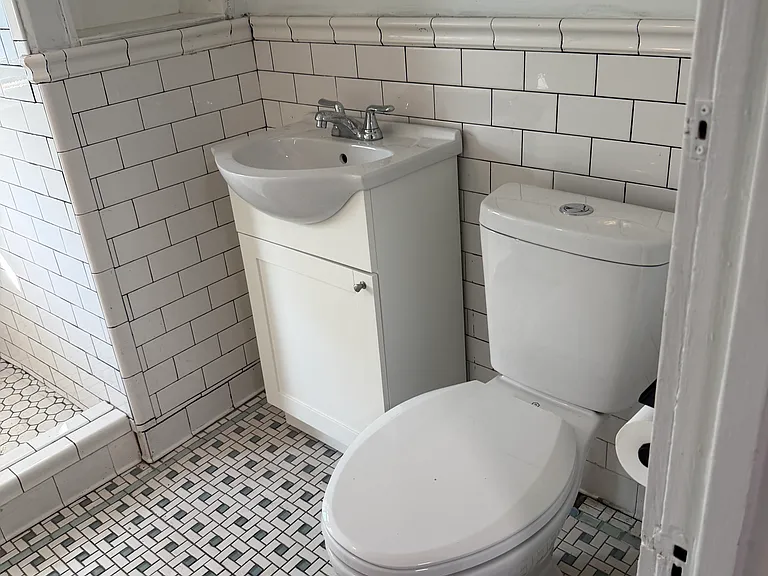 2301 Caniff St #2 — Photo 7