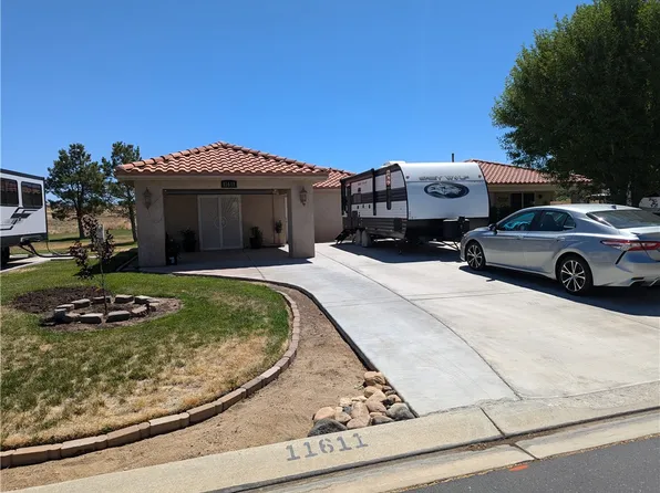 11611 Ridgemark Rd, Apple Valley, CA 92308