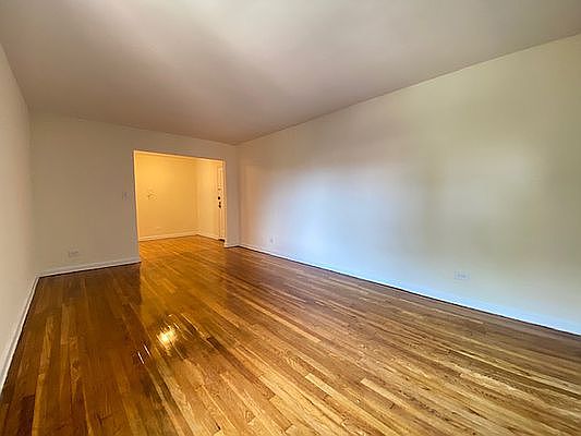 5th image of 140-55 Burden Cres #2G