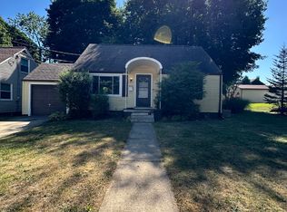 118 Parkview Ave NW, North Canton, OH 44720