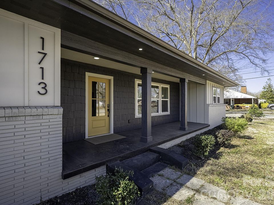 1st image of 1713 Davis Park Rd