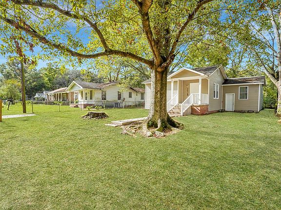 2nd image of 2674 Houston St