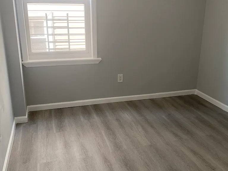 208 S Grove St #2 — Photo 1