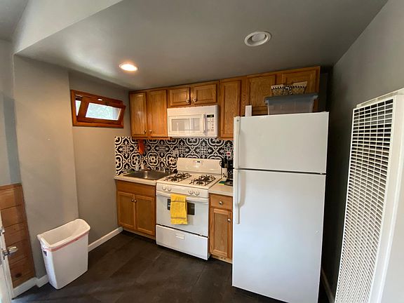 3rd image of 26455 Delano Dr