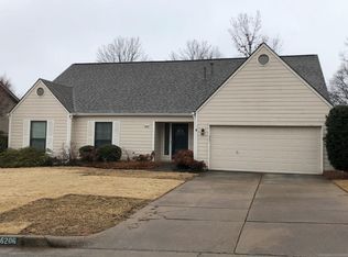 6206 E 77th St N, Tulsa, OK 74136