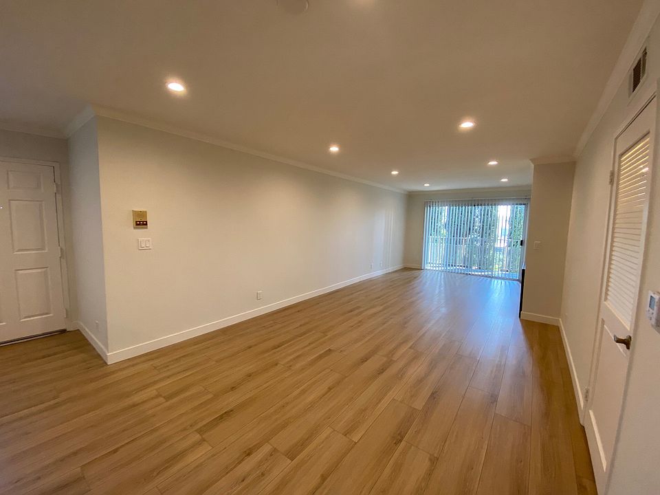 1st image of 311 E Cedar Ave #206
