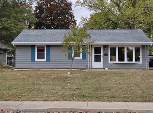 4135 N Chelsea Pl, Peoria, IL