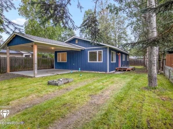 8325 Seaview St, Anchorage, AK 99502