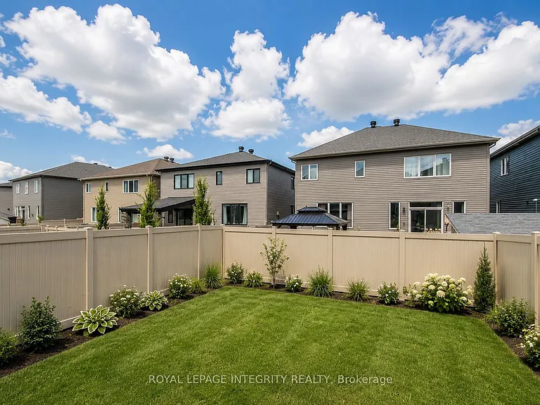 707 Samantha Eastop Ave — Photo 28