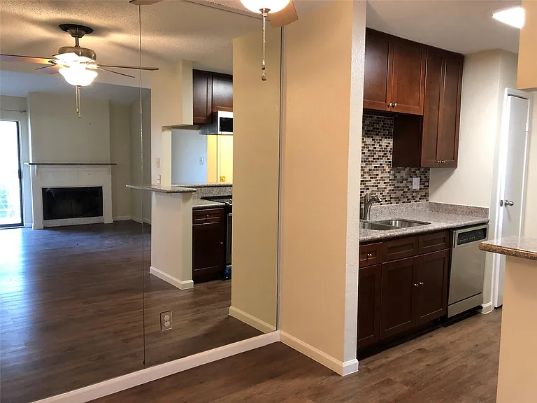 10053 Westpark Dr #324 — Photo 5