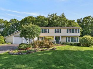 103 Stuyvesant Rd, Pittsford, NY 14534