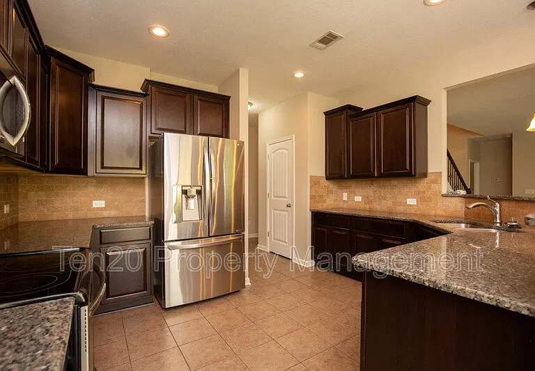 2510 Ridgewood Way — Photo 15