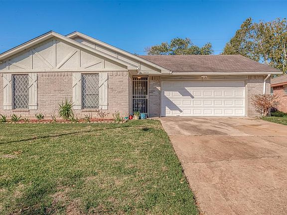3rd image of 7450 Soledad Dr