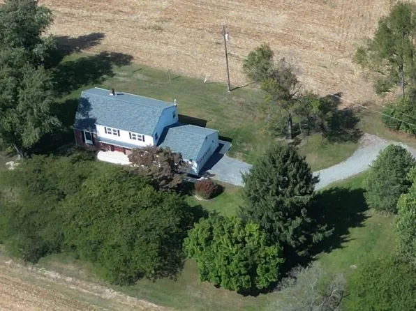 47 Snyder Ln, Lewisburg, PA 17837
