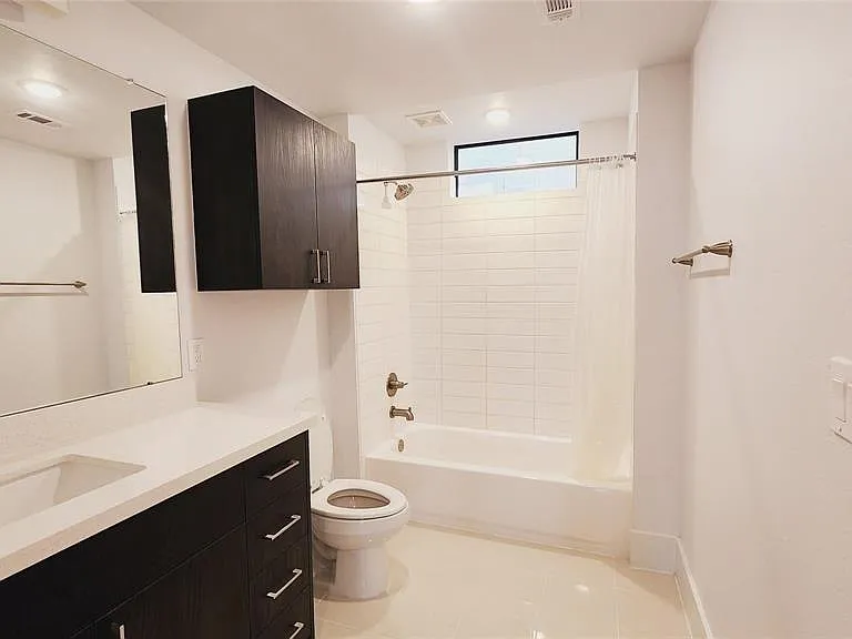 2401 Crawford St #B109 — Photo 8