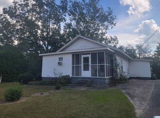 269 Longshore St, Roanoke, AL 36274