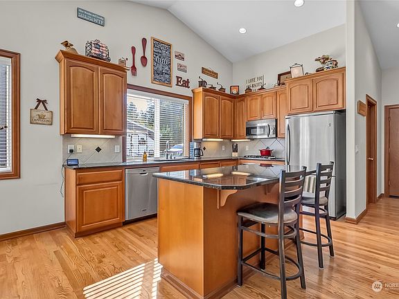 4th image of 14415 50th Avenue E