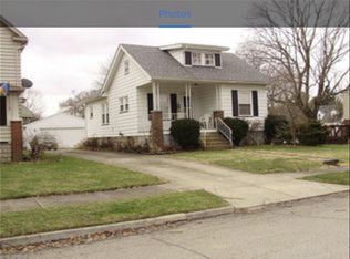 6 E Parkcliff Ave, Struthers, OH 44471