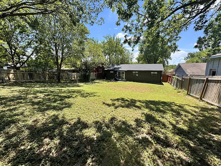 6908 Pondsdale Ln — Photo 21