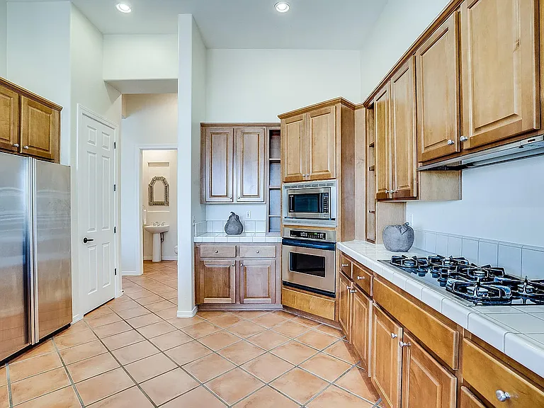 42020 N Moss Springs Rd — Photo 7