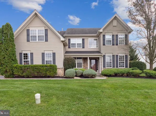 2136 Lincolnshire Rd, Furlong, PA 18925