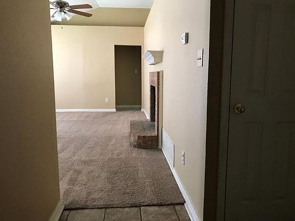 2nd image of 303 Moss Hill Dr