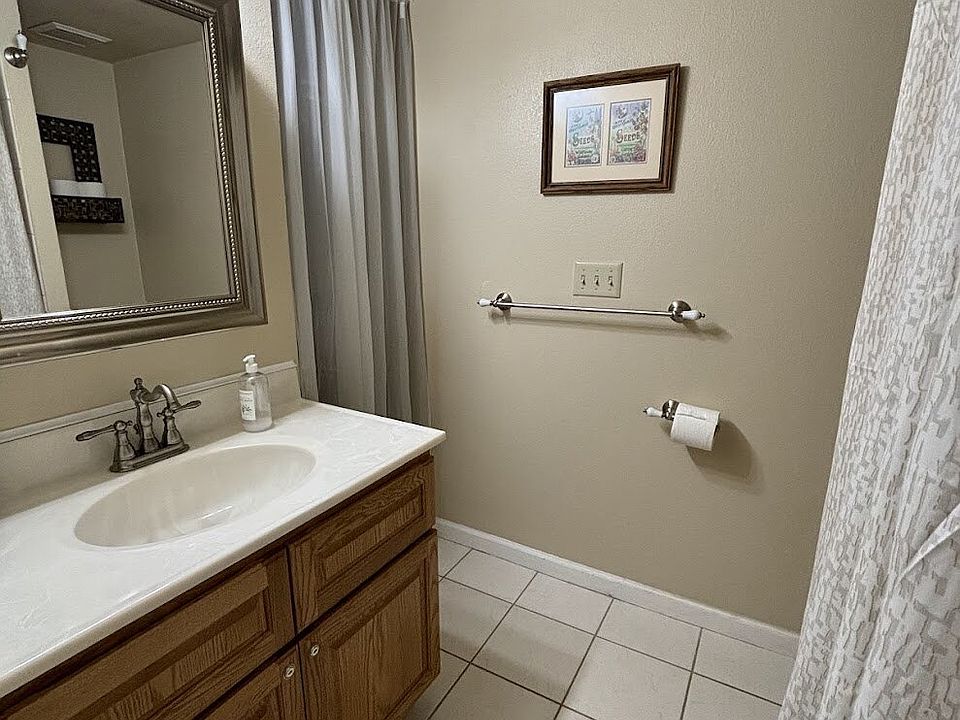 1st image of 759C Boulder Ct