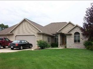 9228 N Clear Lake Rd, Milton, WI 53563