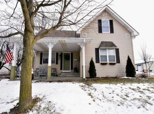 416 W Walnut St, Flora, IN
