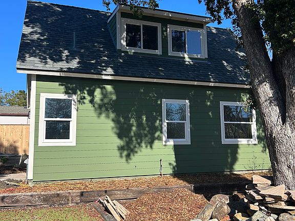3rd image of 2278 Augusta St
