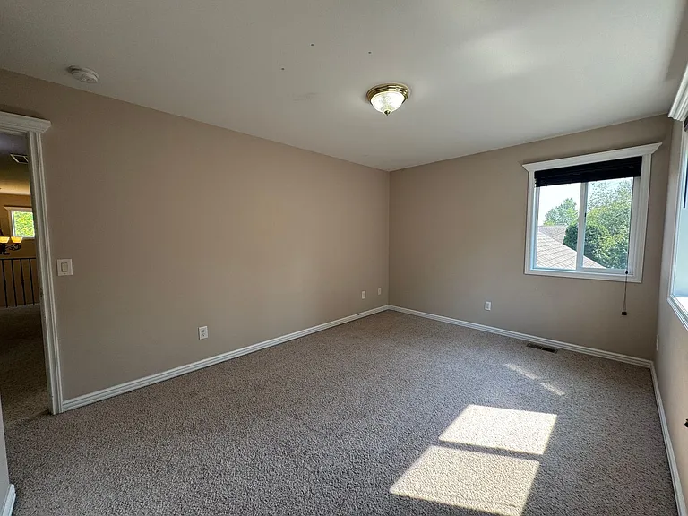 4467 Castlerock Dr — Photo 53