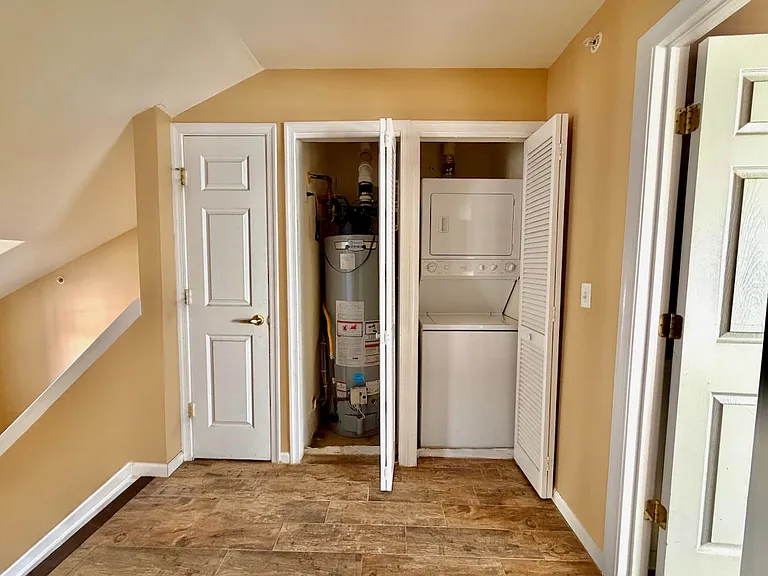 Laundry in Unit