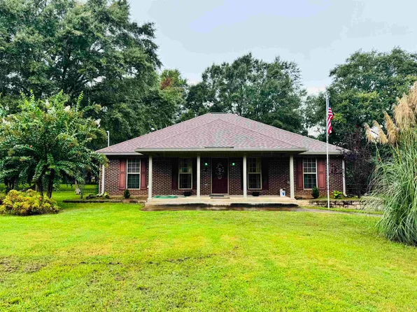 845 Hickory St, Florala, AL 36442