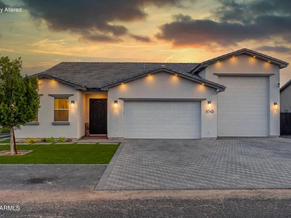 5742 E RED BIRD Lane E, San Tan Valley, AZ 85140