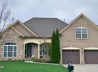 2832 Kaye Dr, Thompsons Station, TN 37179