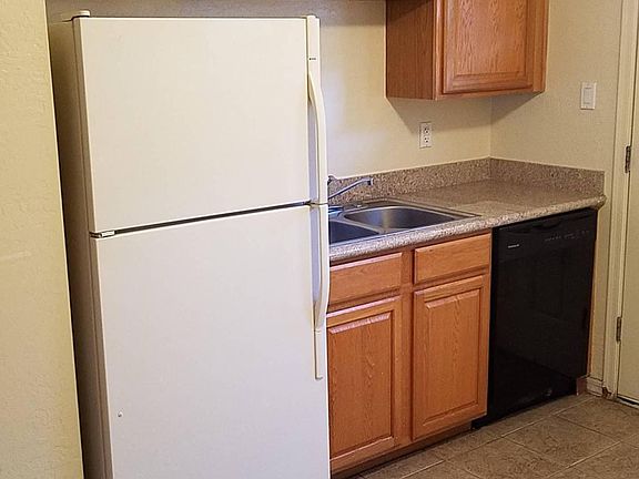 4th image of 7101 N 36th Ave APT 110