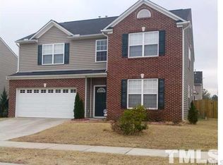 212 Chandler Springs Dr, Holly Springs, NC 27540