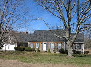 38 Coveside Ct, Warwick, RI 02818