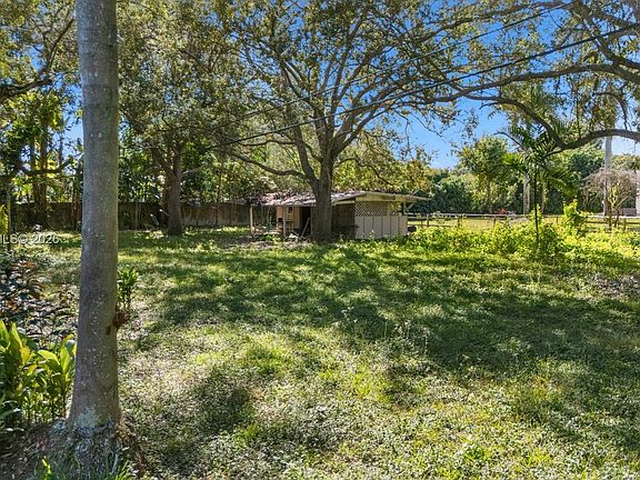 5th image of 13500 SW 68th Ct