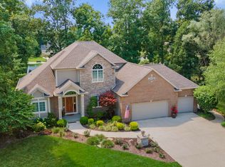10202 Carisbrooke Cv, Fort Wayne, IN 46835