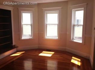 1 College Ave, Somerville, MA 02144