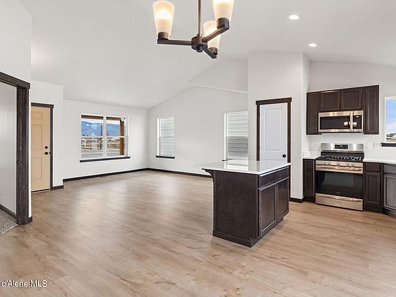 3rd image of 2671 E Cinder Ave
